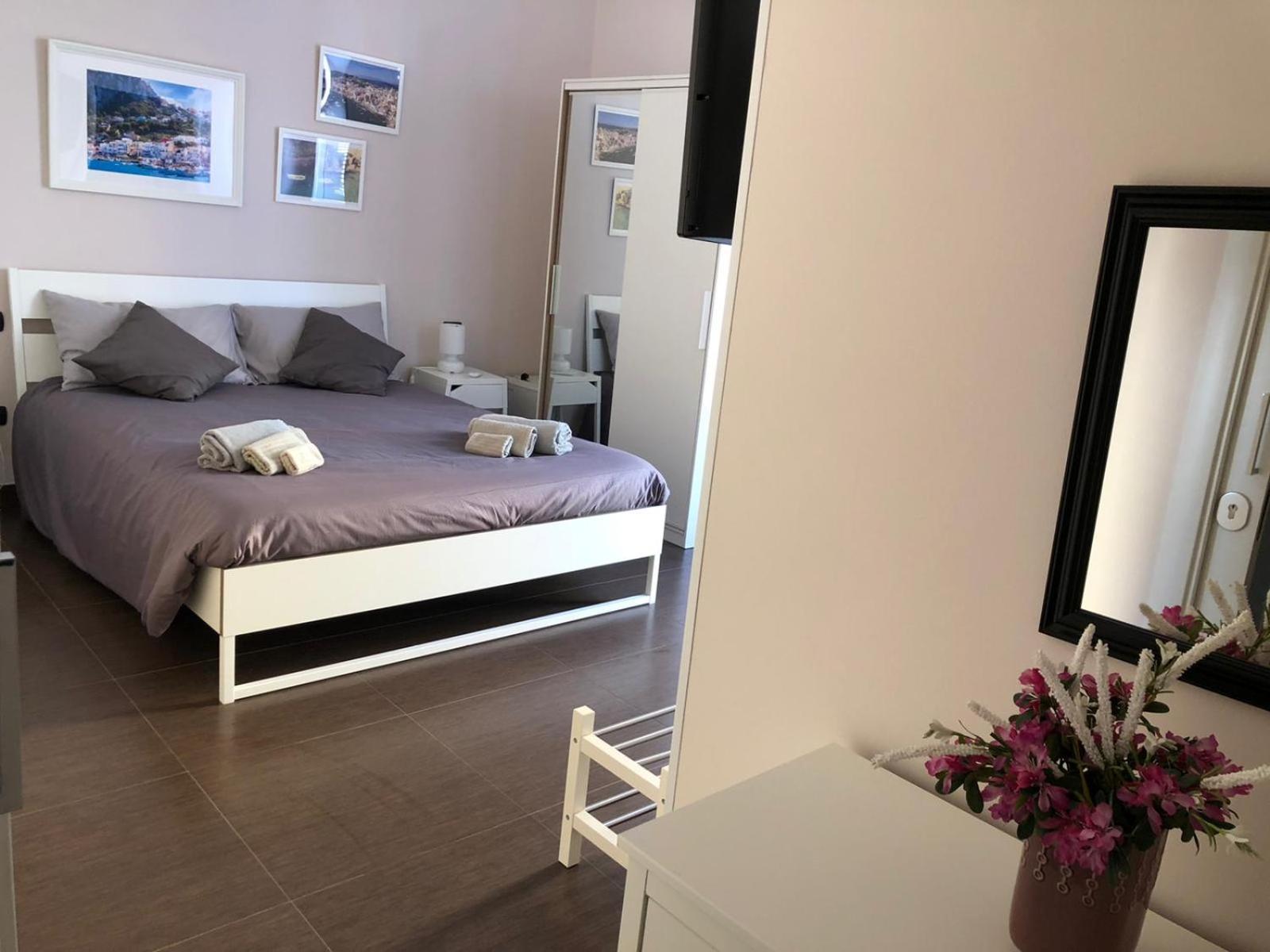Le Suites Maor Gaeta Room photo